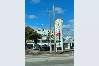 2901 NW 50th St, Miami, FL 33142 - Photo 11