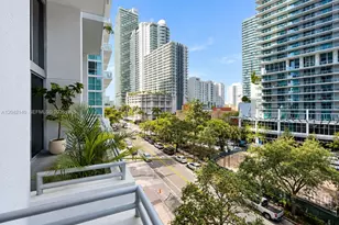 1050 Brickell Ave, Miami, FL 33131 - Photo 9