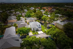 11855 SW 102nd St, Miami, FL 33186 - Photo 35