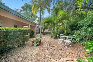 2490 Abaco Ave, Miami, FL 33133 - Photo 17