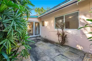 2490 Abaco Ave, Miami, FL 33133 - Photo 15