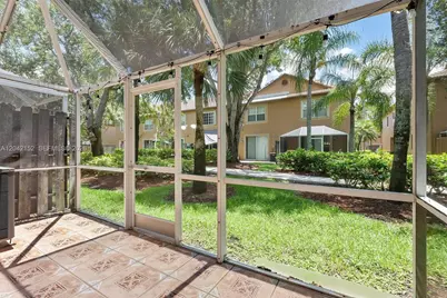 1552 Barcelona Way #6-19, Weston, FL 33327 - Photo 29