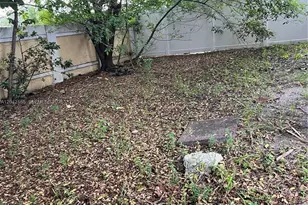 5347 SW 40th Ave, Dania Beach, FL 33314 - Photo 25