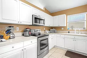14033 SW 155th Ct, Miami, FL 33196 - Photo 13