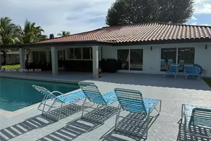 13461 SW 98th Pl, Miami, FL 33176 - Photo 7