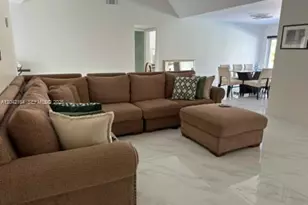 13461 SW 98th Pl, Miami, FL 33176 - Photo 15