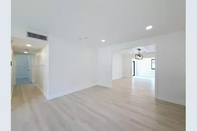 3392 NW 63rd St, Fort Lauderdale, FL 33309 - Photo 17