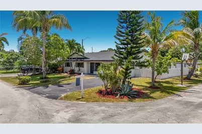 3392 NW 63rd St, Fort Lauderdale, FL 33309 - Photo 3