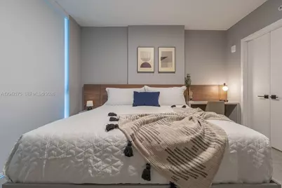 227 NE 2nd St #3104, Miami, FL 33132 - Photo 5