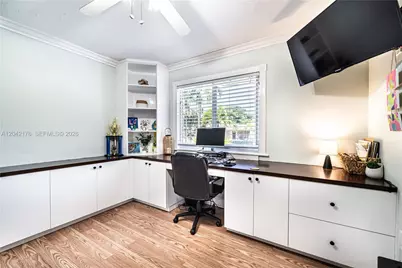 10690 NE 11th Ct, Miami Shores, FL 33138 - Photo 25