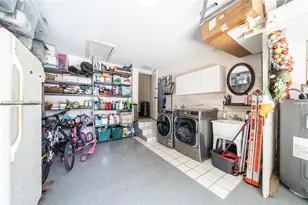 10690 NE 11th Ct, Miami Shores, FL 33138 - Photo 41