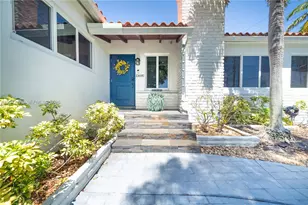10690 NE 11th Ct, Miami Shores, FL 33138 - Photo 3