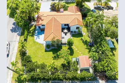 10690 NE 11th Ct, Miami Shores, FL 33138 - Photo 1