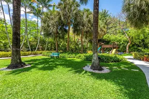 2645 S Bayshore Dr, Miami, FL 33133 - Photo 43