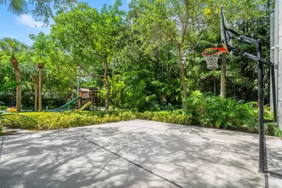 2645 S Bayshore Dr #601, Miami, FL 33133 - Photo 37