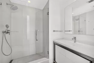 2000 Metropica Wy, Sunrise, FL 33323 - Photo 25