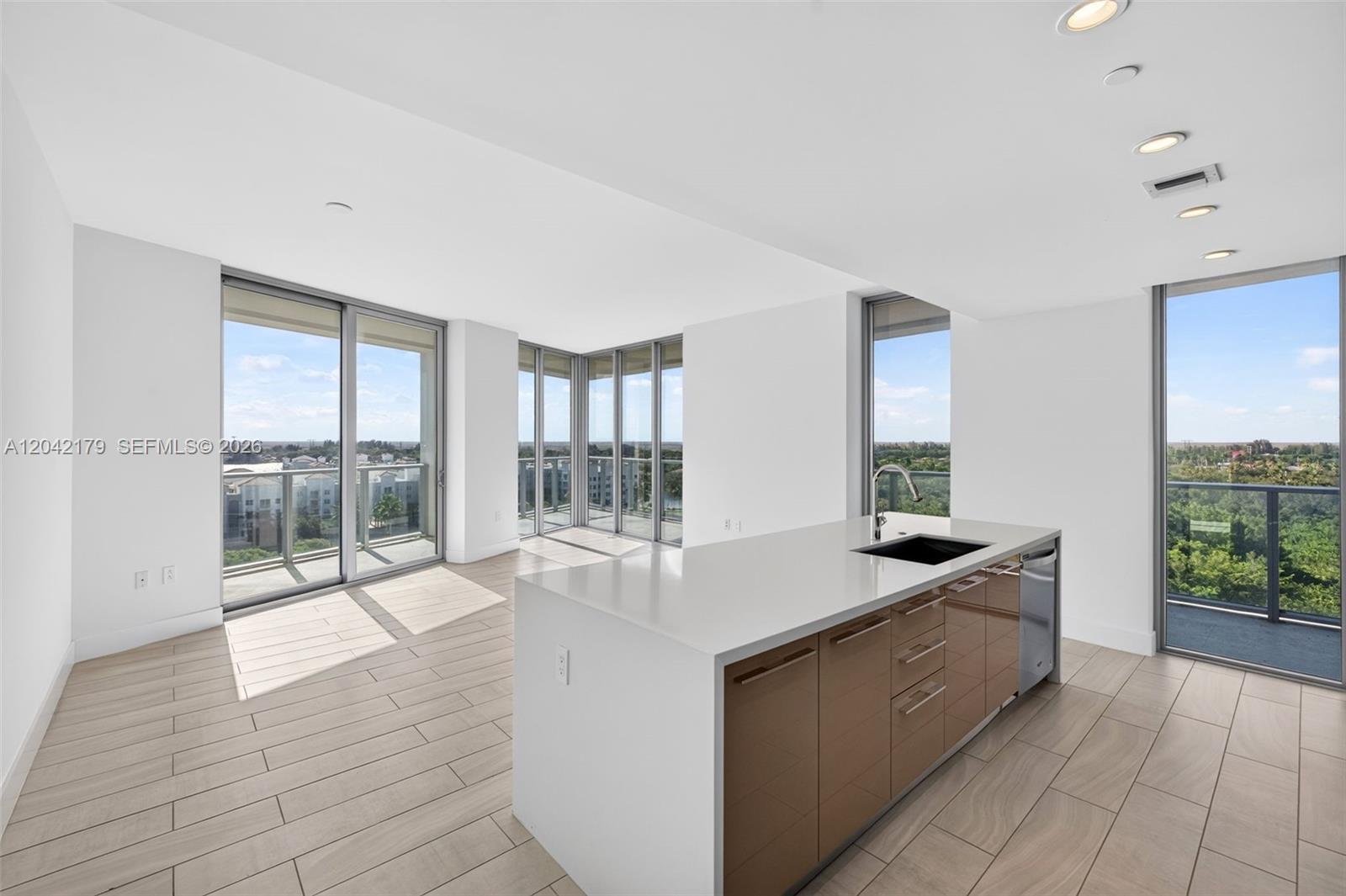 2000 Metropica Wy #903 - 2000 Metropica Wy #903, Sunrise, FL 33323 Luxury Property | Jose Angel Pina