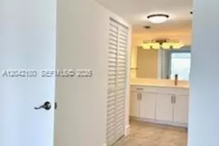 210 174th St, Sunny Isles Beach, FL 33160 - Photo 7
