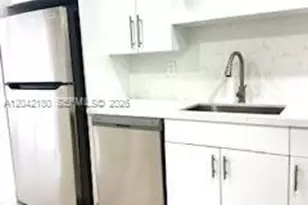 210 174th St, Sunny Isles Beach, FL 33160 - Photo 3