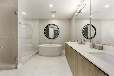 17550 Collins Ave #702, Sunny Isles Beach, FL 33160 - Photo 11