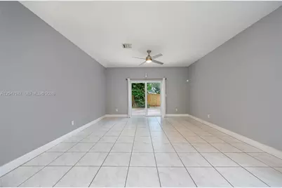 2750 NW 170th St, Miami Gardens, FL 33056 - Photo 21