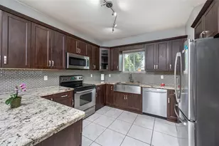 2750 NW 170th St, Miami Gardens, FL 33056 - Photo 21