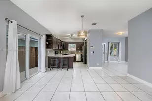 2750 NW 170th St, Miami Gardens, FL 33056 - Photo 25
