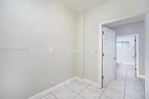 2750 NW 170th St, Miami Gardens, FL 33056 - Photo 17