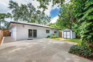 2750 NW 170th St, Miami Gardens, FL 33056 - Photo 35
