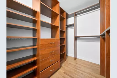 322 SW 18th Road, Miami, FL 33129 - Photo 11