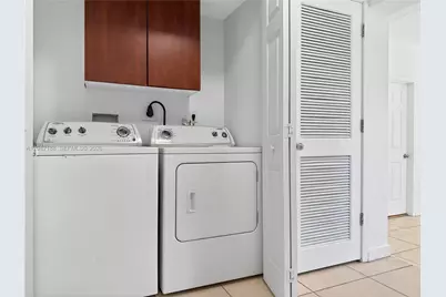 322 SW 18th Road, Miami, FL 33129 - Photo 19