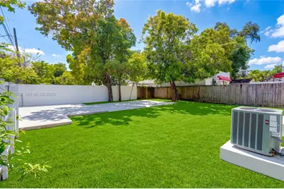 322 SW 18th Road, Miami, FL 33129 - Photo 21