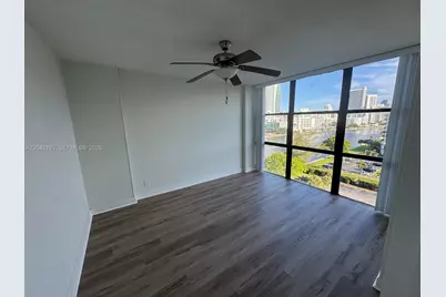 800 Parkview Dr #1018, Hallandale Beach, FL 33009 - Photo 15