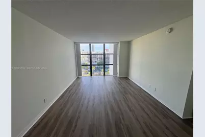 800 Parkview Dr #1018, Hallandale Beach, FL 33009 - Photo 9