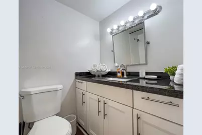 7904 West Dr #812, North Bay Village, FL 33141 - Photo 17