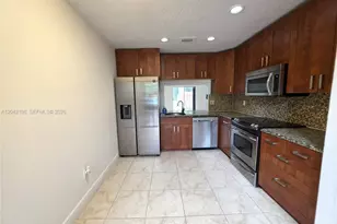 14237 SW 94th Cir Ln, Miami, FL 33186 - Photo 3