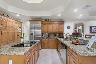 15763 NW 80th Ave, Miami Lakes, FL 33016 - Photo 15