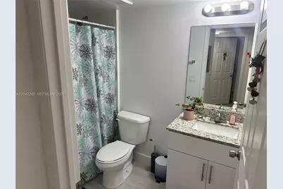 1029 NW 3rd St #304, Miami, FL 33128 - Photo 5