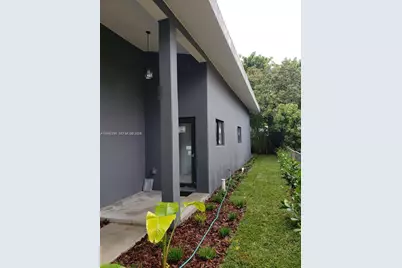 313 NE 169th St, North Miami Beach, FL 33162 - Photo 19