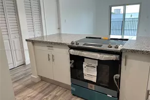 860 NE 78th St, Miami, FL 33138 - Photo 5