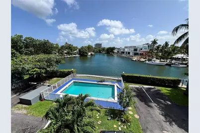 860 NE 78th St #303, Miami, FL 33138 - Photo 3