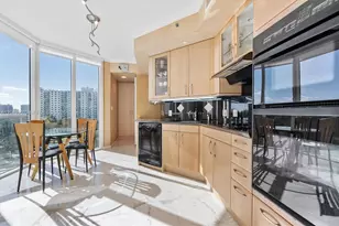 19333 Collins Ave, Sunny Isles Beach, FL 33160 - Photo 11