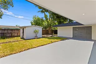 2431 Sabal Palm Dr, Miramar, FL 33023 - Photo 7