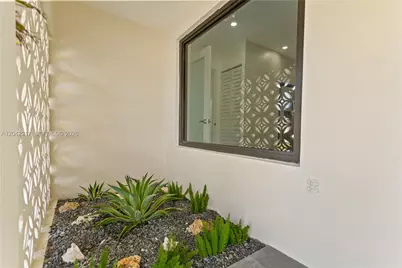 2431 Sabal Palm Dr, Miramar, FL 33023 - Photo 15
