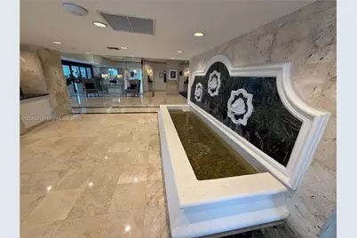 2625 Collins Ave #420, Miami Beach, FL 33140 - Photo 13