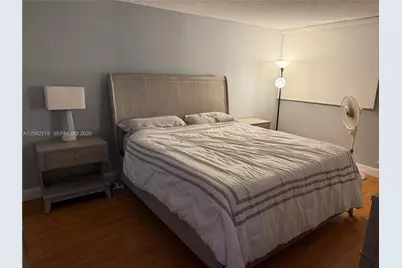 2625 Collins Ave #420, Miami Beach, FL 33140 - Photo 7