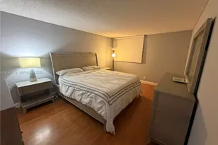 2625 Collins Ave, Miami Beach, FL 33140 - Photo 9