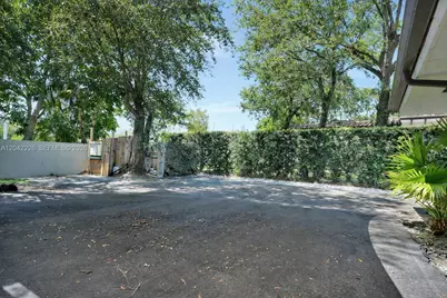 5801 SW 37th Ter, Dania Beach, FL 33312 - Photo 47