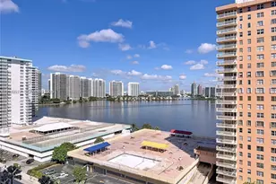 250 174th St, Sunny Isles Beach, FL 33160 - Photo 37