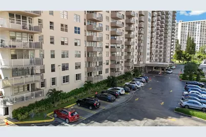 250 174th St #1211, Sunny Isles Beach, FL 33160 - Photo 5